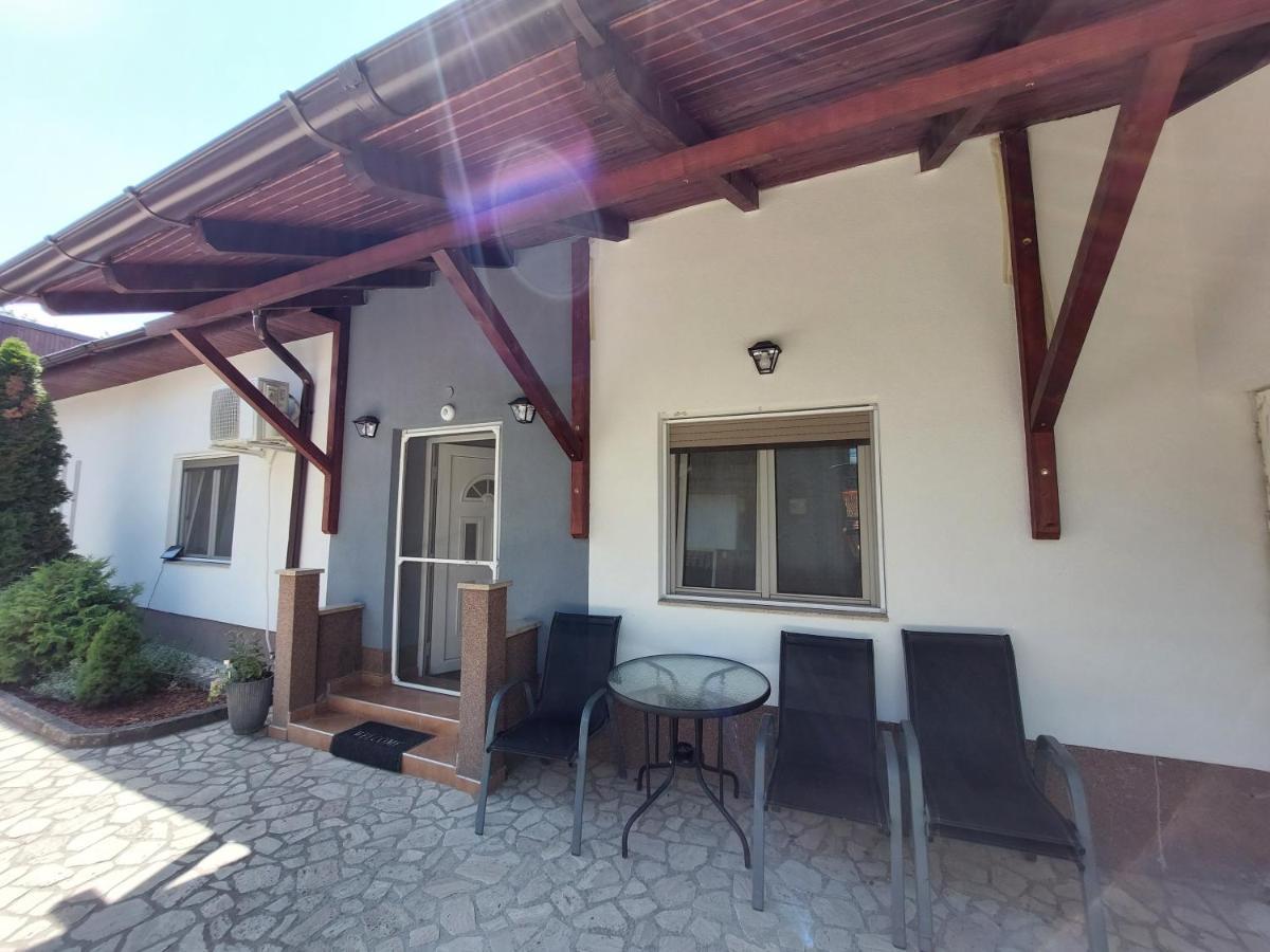 Cozy, Quiet & Family Friendly In Arad Apartment Ngoại thất bức ảnh